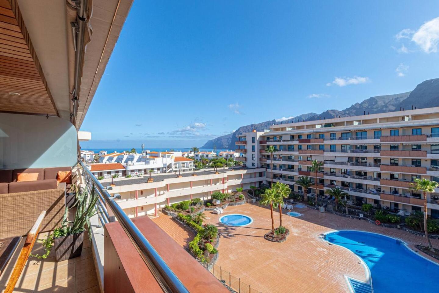 Top Floor Ocean View Apt By Dream Homes Tenerife Puerto de Santiago  Exterior photo